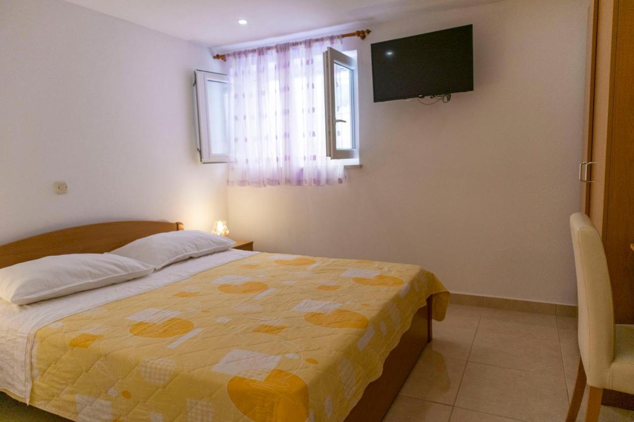 Apartments Ante Makarska Ngoại thất bức ảnh