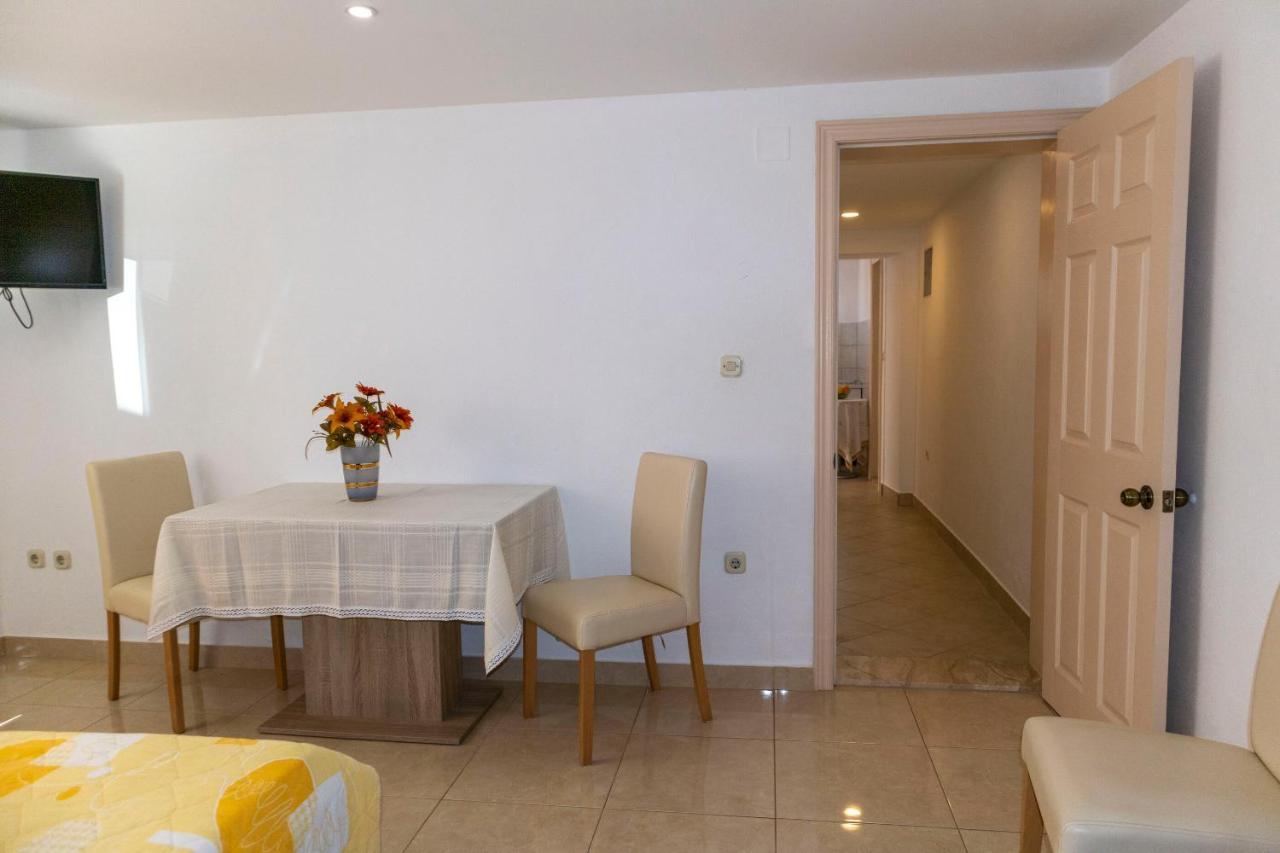 Apartments Ante Makarska Ngoại thất bức ảnh